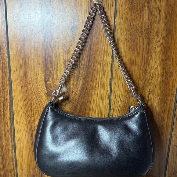 Coach Black Quilted Puffy Teri Leather Shoulder Bag Silver Chain - Picture 2 of 8